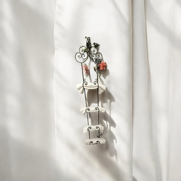 French Country Metal Towel or Display Rack - Picture 1 of 4